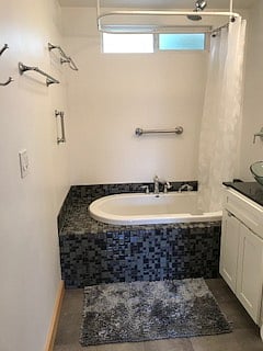 Furnished Finder property 365791_2 photo 10