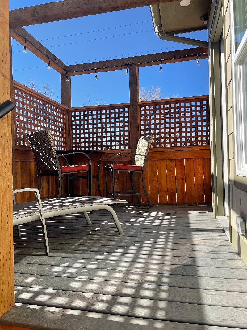 view of the private deck and entrence to the apartment