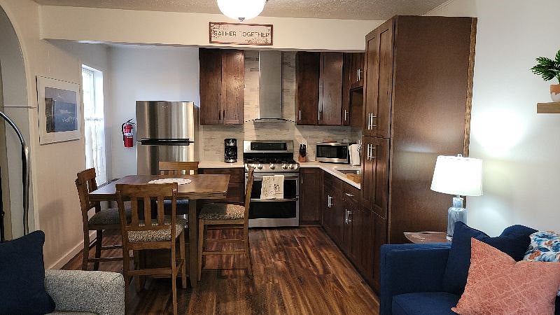 Furnished Finder property 365826_1 photo 3