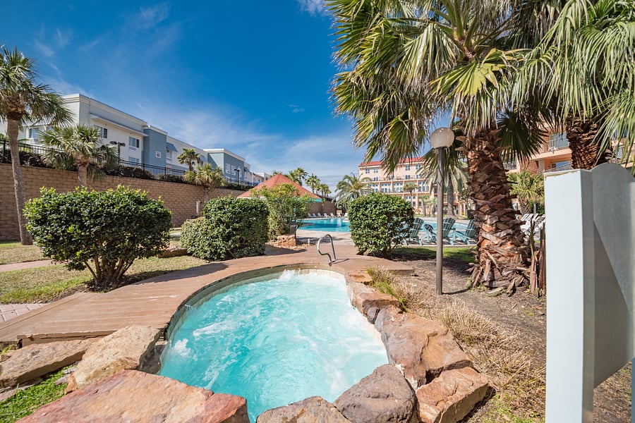 Furnished Finder property 365851_13 photo 25