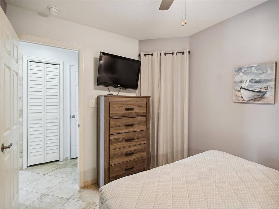 Furnished Finder property 365851_15 photo 10