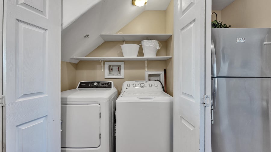 Furnished Finder property 365851_16 photo 3