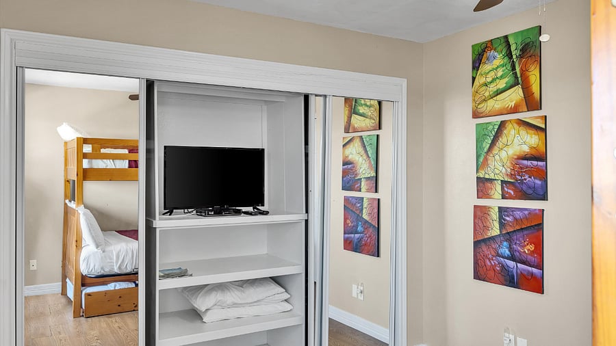 Furnished Finder property 365851_16 photo 23