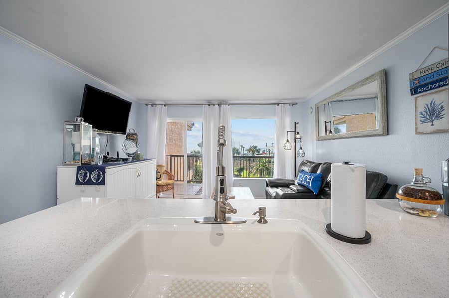 Furnished Finder property 365851_9 photo 5
