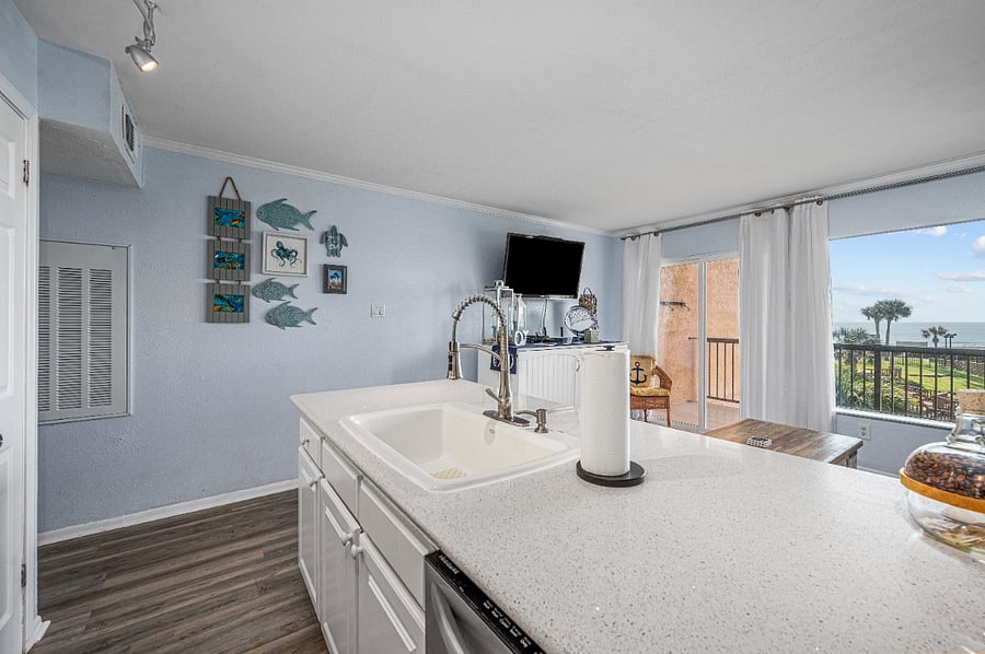 Furnished Finder property 365851_9 photo 6