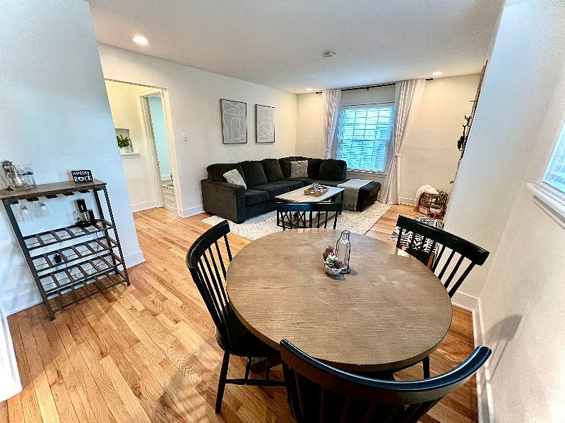 Furnished Finder property 365856_1 photo 3
