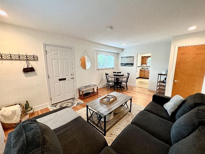 Furnished Finder property 365856_1 photo 14