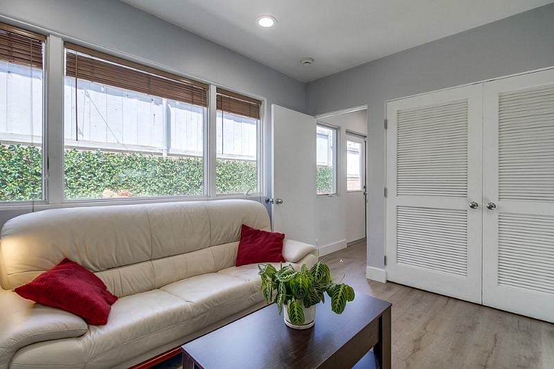 Furnished Finder property 365878_1 photo 12