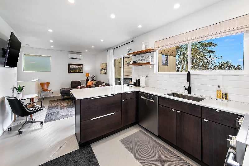 Furnished Finder property 365885_1 photo 4