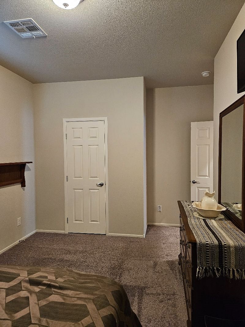Furnished Finder property 365922_1 photo 24