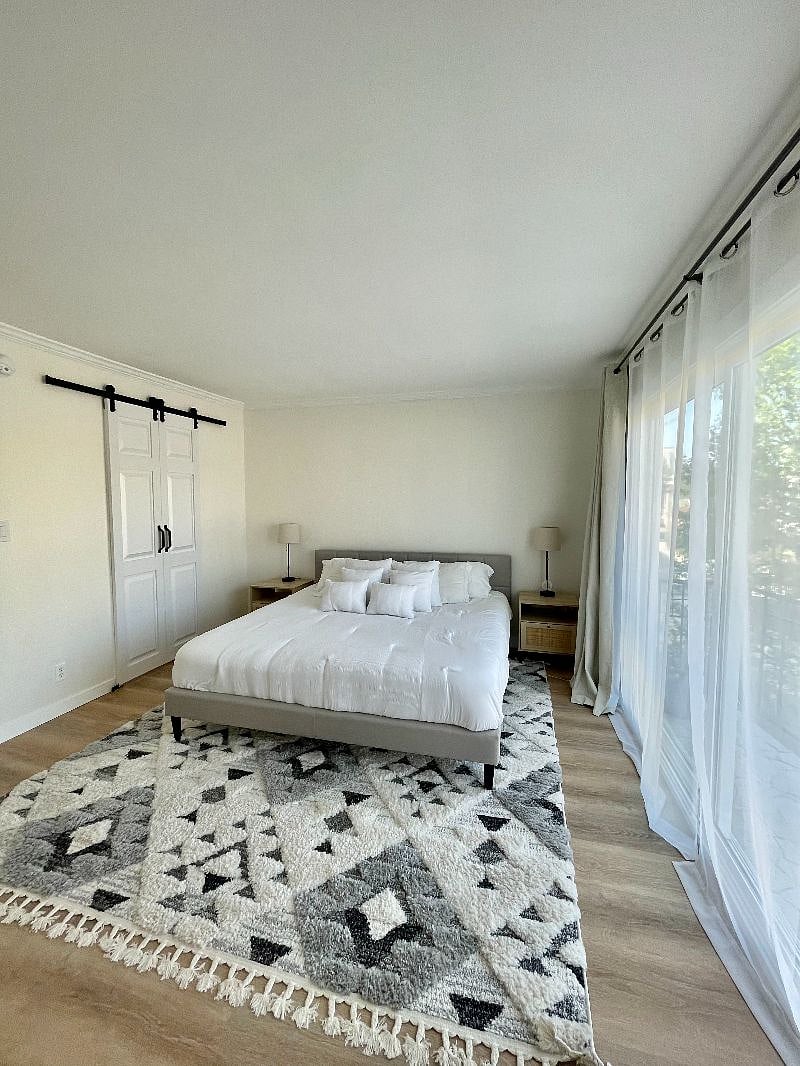 Furnished Finder property 365945_1 photo 9