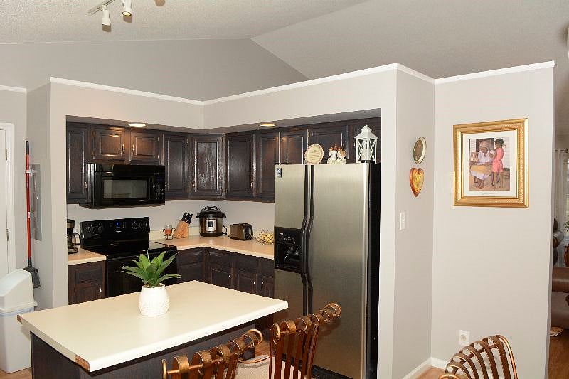 Furnished Finder property 366001_1 photo 11