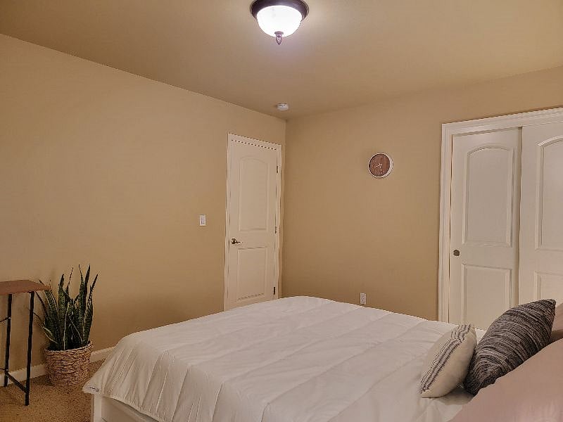 Furnished Finder property 366002_1 photo 11