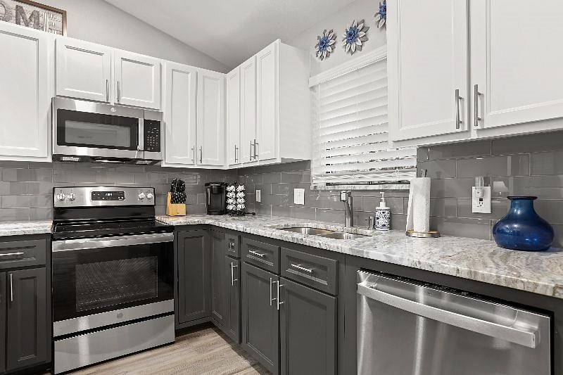 Furnished Finder property 366006_1 photo 3
