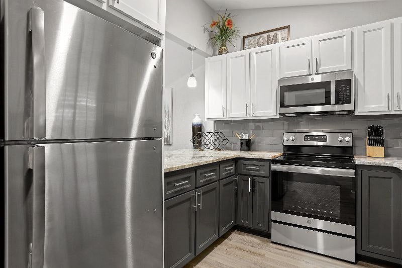 Furnished Finder property 366006_1 photo 5