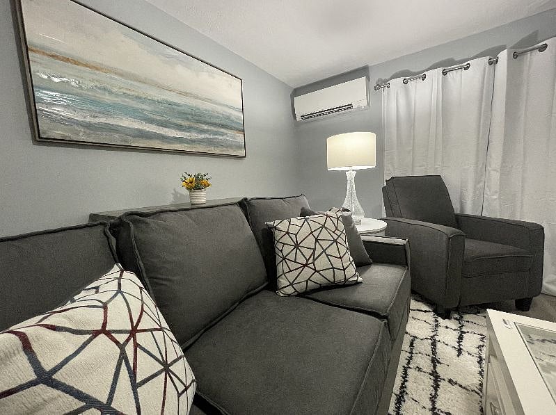 Furnished Finder property 366093_2 photo 6