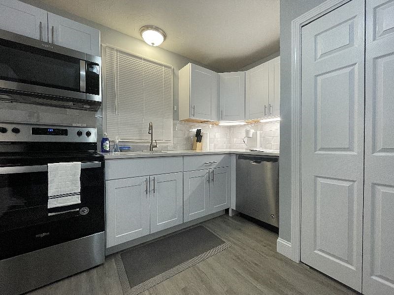 Furnished Finder property 366093_2 photo 7
