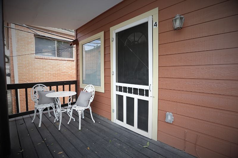 Furnished Finder property 366105_1 photo 20
