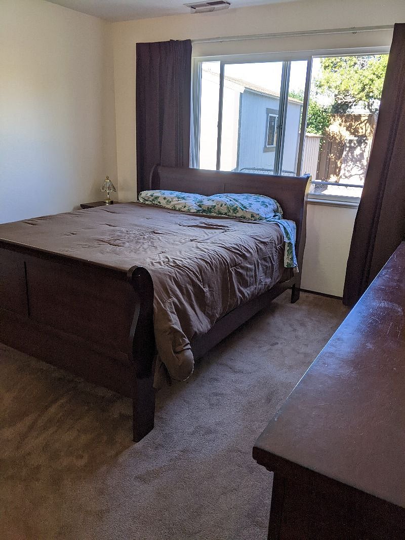 #2 room. BR across the hall but will only be used by one who is renting room
