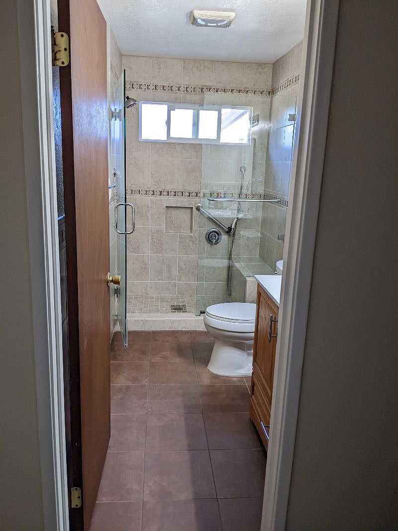 Furnished Finder property 366114_1 photo 14