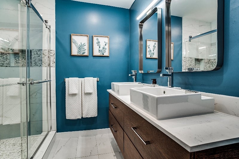 Bathroom with double vanity sinks