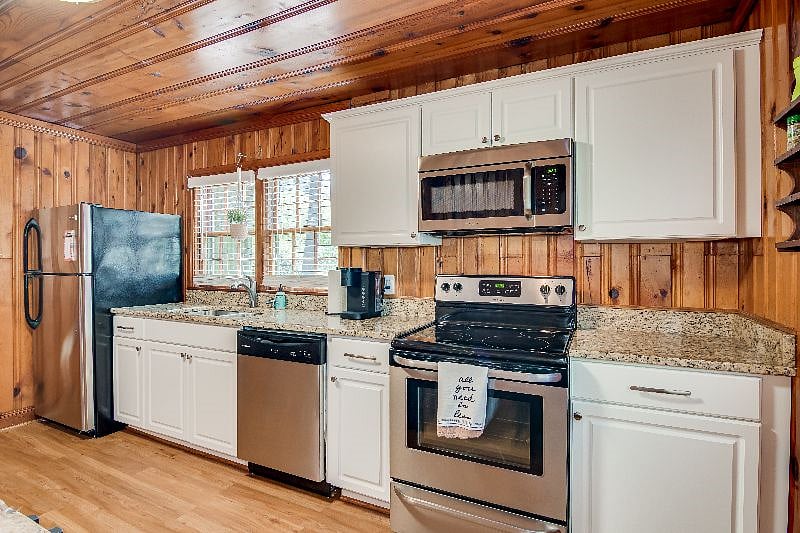 Furnished Finder property 366133_1 photo 5