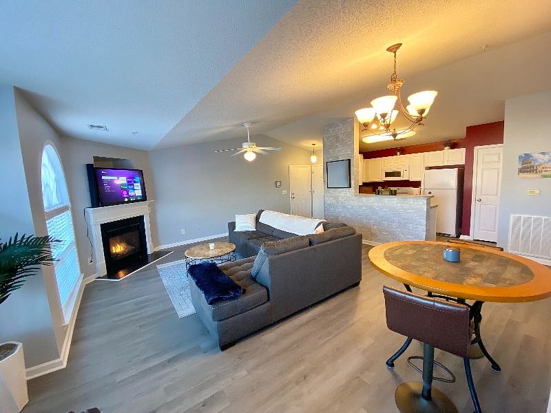 Furnished Finder property 366140_1 photo 4
