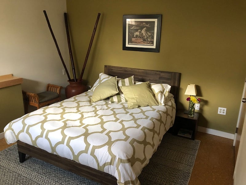Cozy and quiet with lots of closet space.