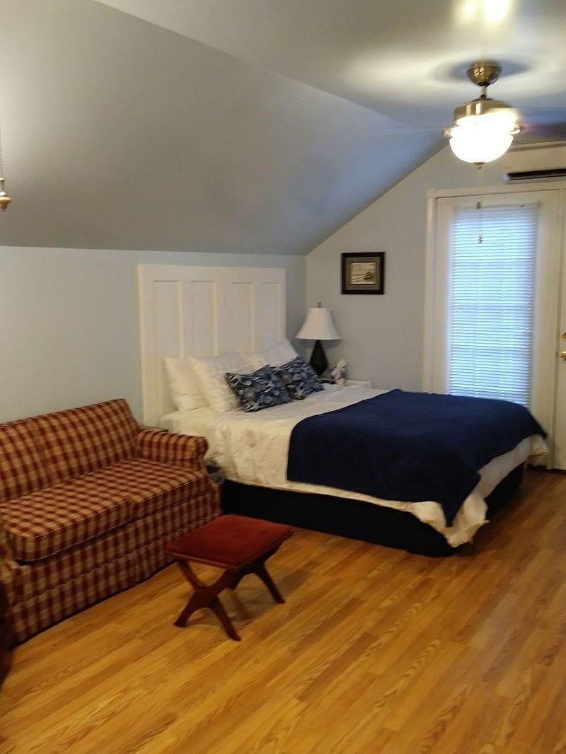 Furnished Finder property 366220_1 photo 2