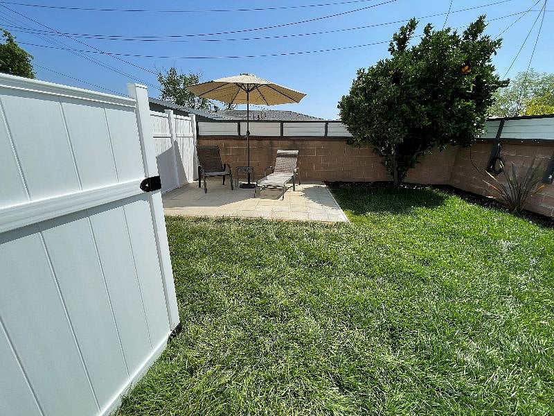 Fully gated, enclosed backyard