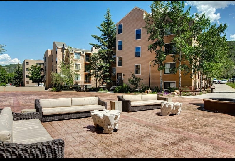 outdoor sitting area