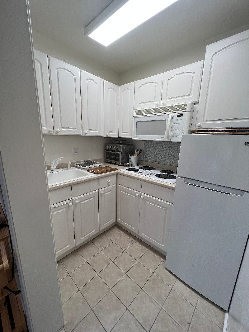 Furnished Finder property 366324_1 photo 4