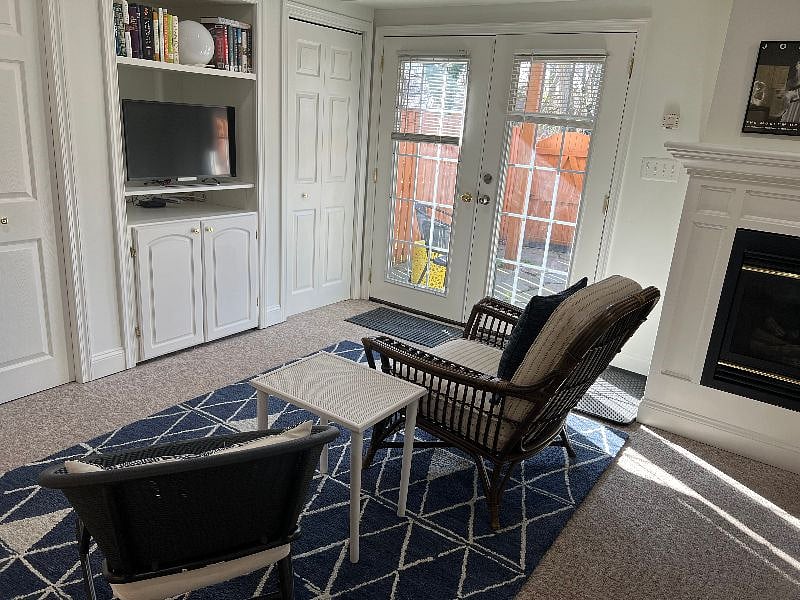 Furnished Finder property 366324_1 photo 10