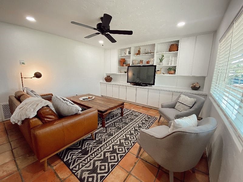 Furnished Finder property 366389_1 photo 3