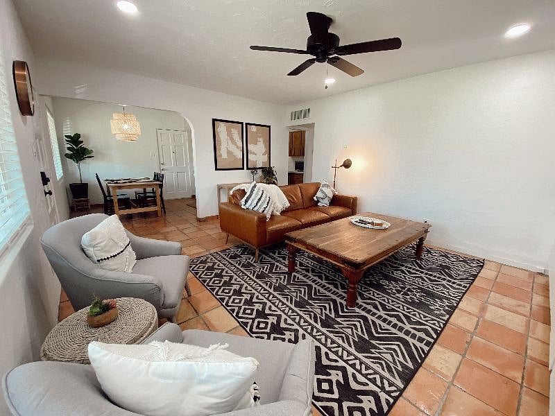 Furnished Finder property 366389_1 photo 12