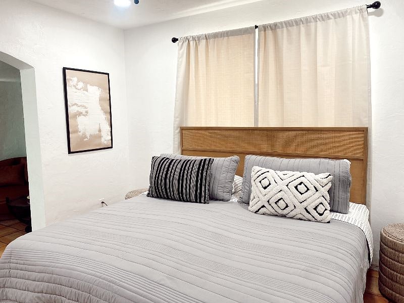 Furnished Finder property 366389_1 photo 17