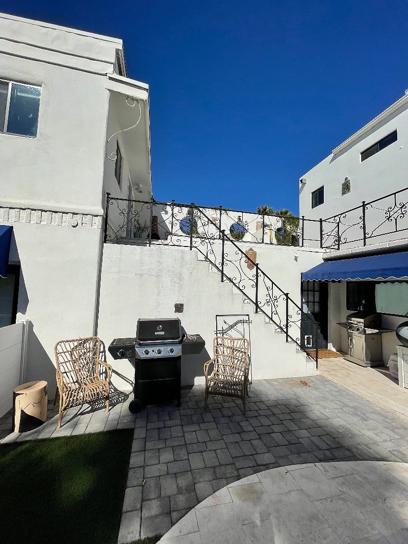 Stairs to apartment