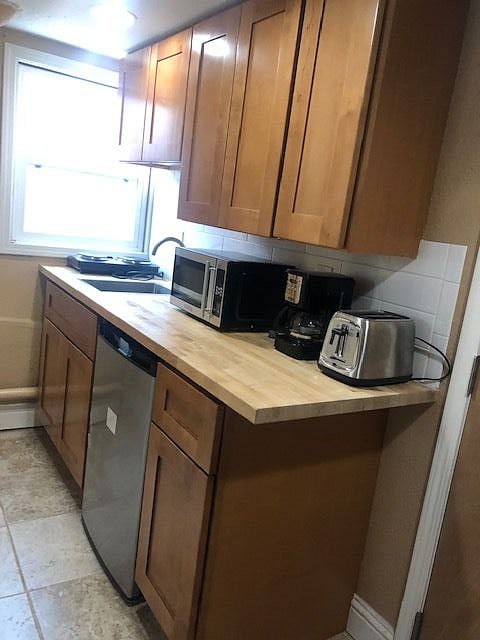 Furnished Finder property 366454_1 photo 6