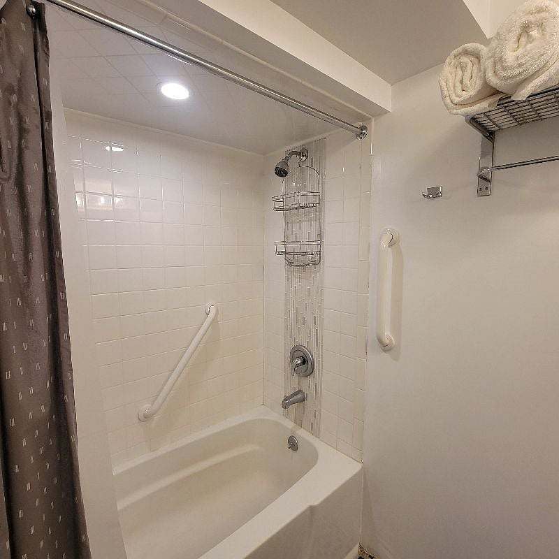Furnished Finder property 366462_1 photo 8