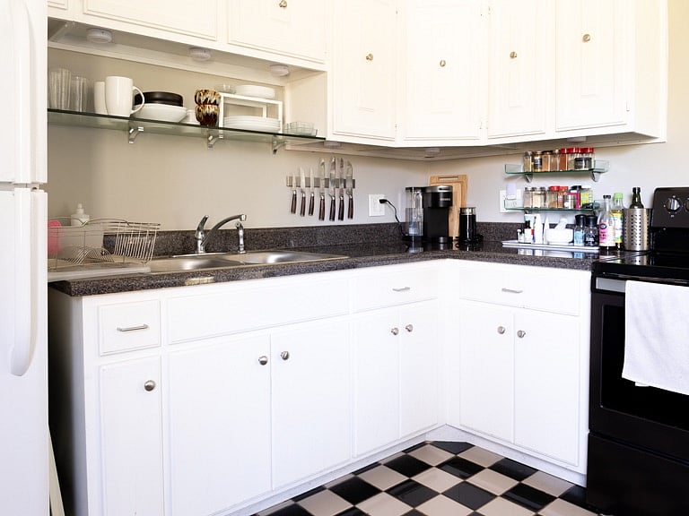 Furnished Finder property 366549_1 photo 7