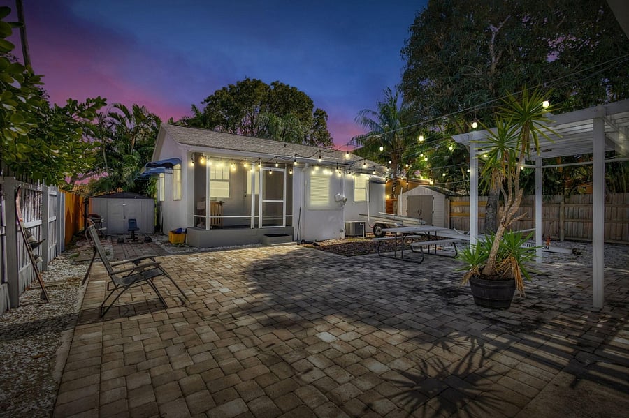 Furnished Finder property 366592_1 photo 21
