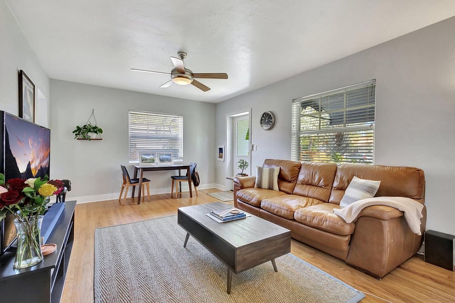 Furnished Finder property 366592_1 photo 3