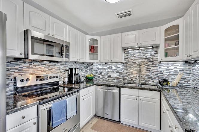 Furnished Finder property 366592_1 photo 13