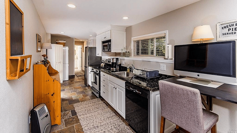 Furnished Finder property 366598_1 photo 3