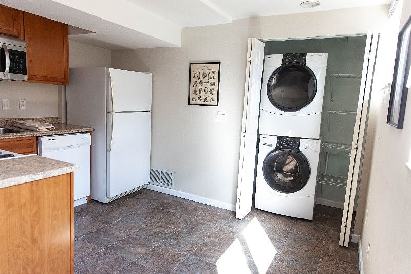 Furnished Finder property 366617_1 photo 7