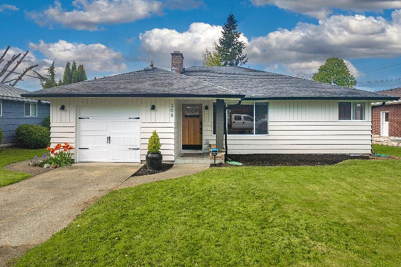 Entire home with ample parking in garage, driveway and street.