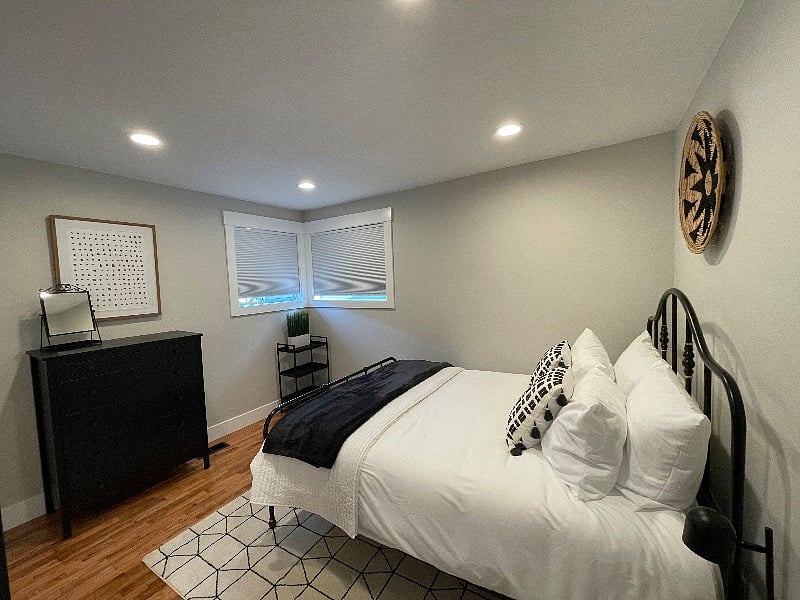 Bedroom 1 with queen bed
