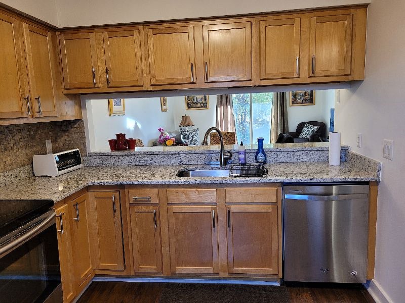 Furnished Finder property 366875_1 photo 9