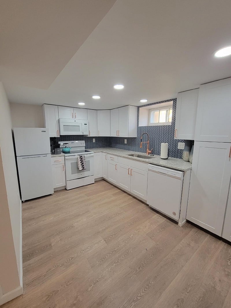 Furnished Finder property 366882_1 photo 8