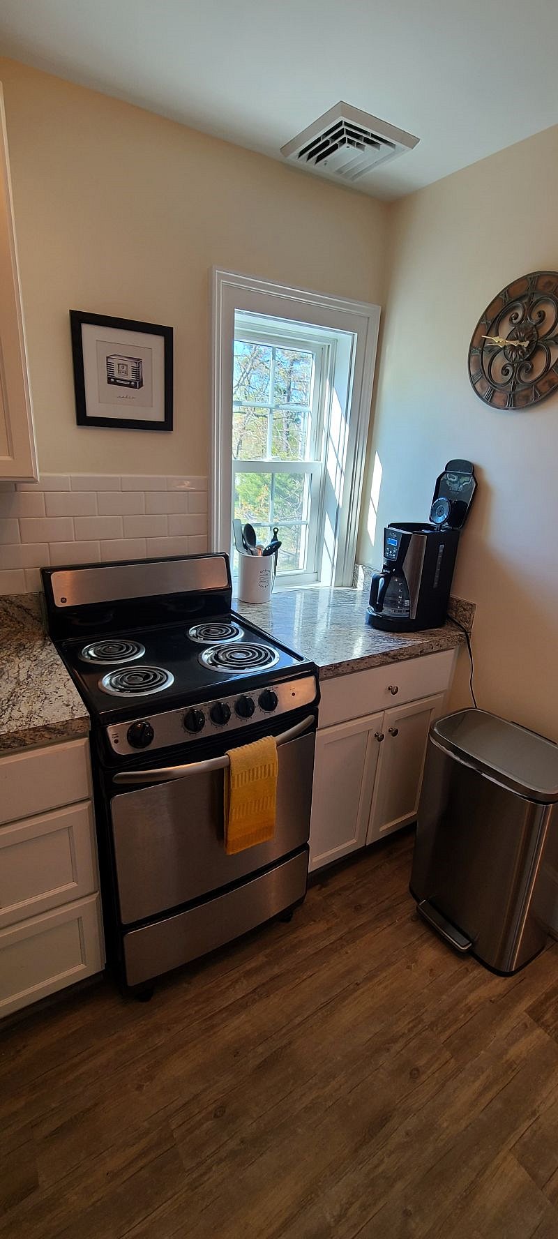 Furnished Finder property 366928_1 photo 30
